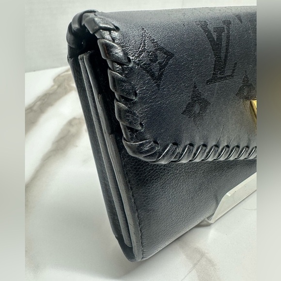 Authentic Louis Vuitton Cuir Plume Very Black Long Wallet W/ COA - Picture 5 of 13